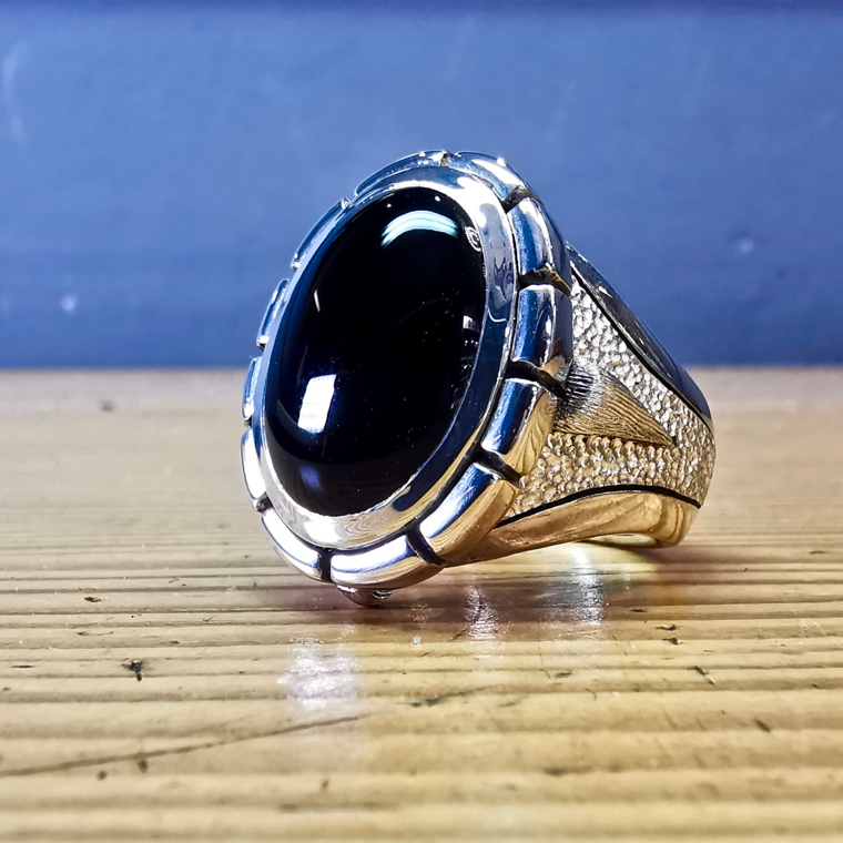 Kleo Black
